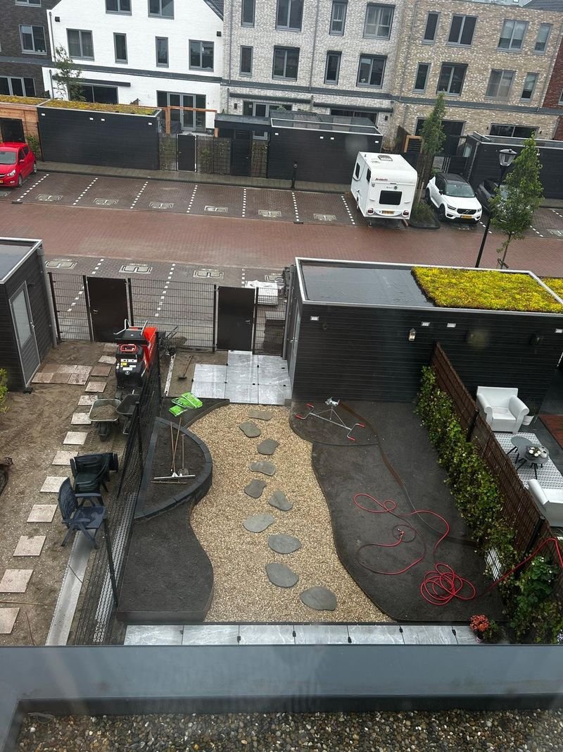 Complete Tuinaanleg – Maassluis – tuinproject door Van Paassen Hovenier, foto 1