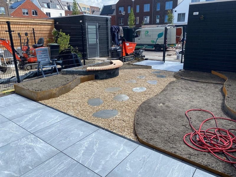 Complete Tuinaanleg – Maassluis – tuinproject door Van Paassen Hovenier, foto 2