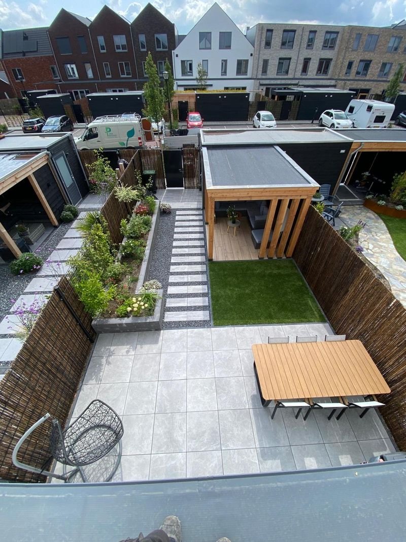 Complete Tuinaanleg – Maassluis – tuinproject door Van Paassen Hovenier, foto 1
