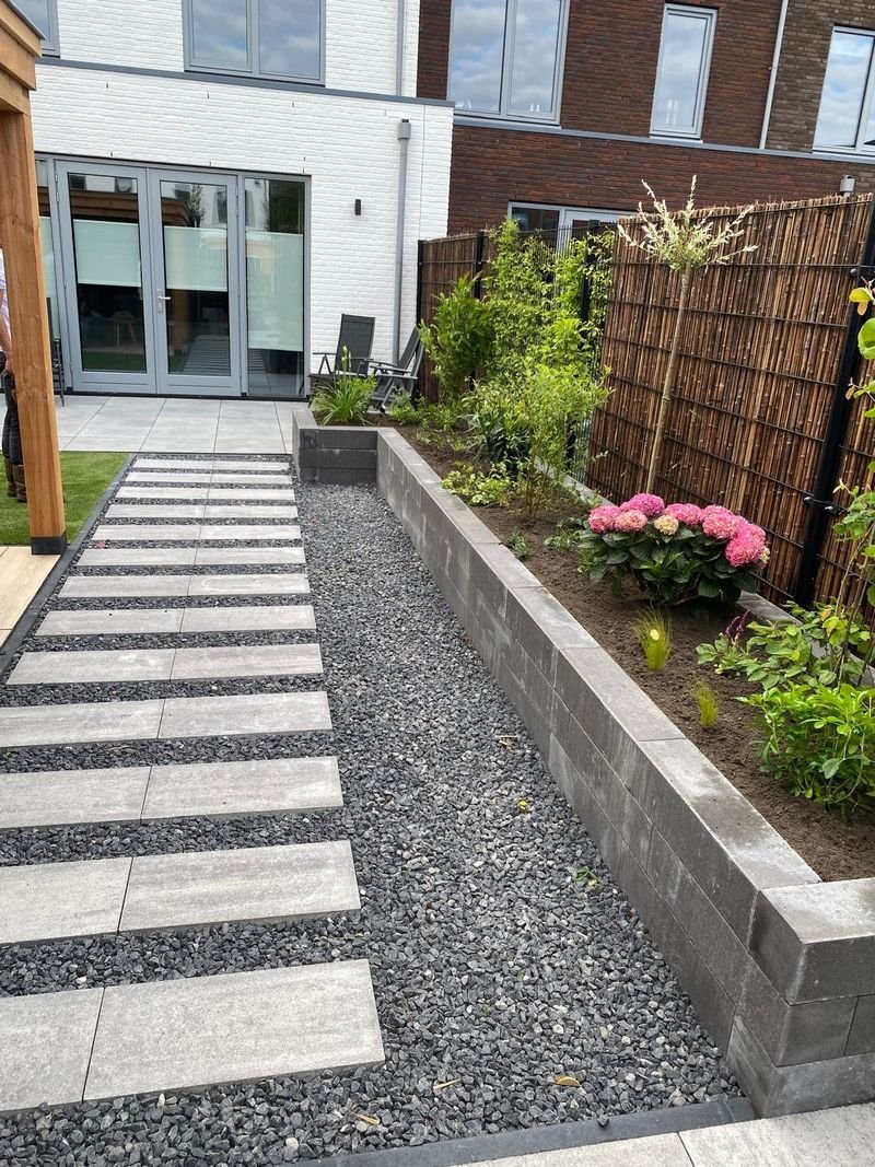 Complete Tuinaanleg – Maassluis – tuinproject door Van Paassen Hovenier, foto 5