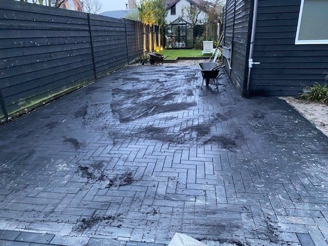 Opritbestrating – Maasdijk – tuinproject door Van Paassen Hovenier, foto 6