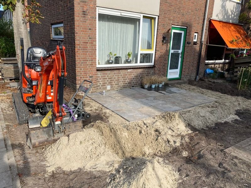 Voortuinrenovatie – Maasdijk – tuinproject door Van Paassen Hovenier, foto 3