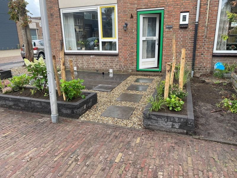 Voortuinrenovatie – Maasdijk – tuinproject door Van Paassen Hovenier, foto 4